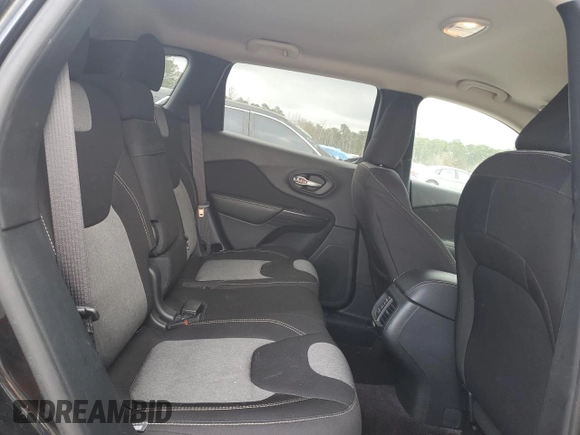 2016 Jeep Cherokee Sport с VIN 1C4PJLAS7GW315348, выставлен на аукционе Copart как лот 85300644 с пробегом 90 918 миль миль и Списание • Salvage title. История ставок и продаж доступна на DreamBid. Изображение 11.