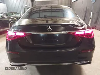 2021 Mercedes-Benz S 580 z VIN W1K6G7GBXMA032708, wystawiony jako IAAI lot #41402450 z przebiegiem 30 065 mil mil oraz . Historia ofert i sprzedaży dostępna na DreamBid. Obrazek 16.