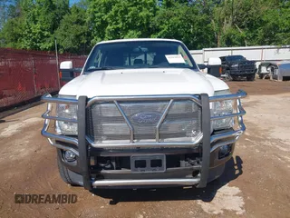 2015 Ford F-250 Lariat z VIN 1FT7W2BT9FEC69657, wystawiony jako IAAI lot #42213915 z przebiegiem 148 839 mil mil oraz . Historia ofert i sprzedaży dostępna na DreamBid. Obrazek 13.