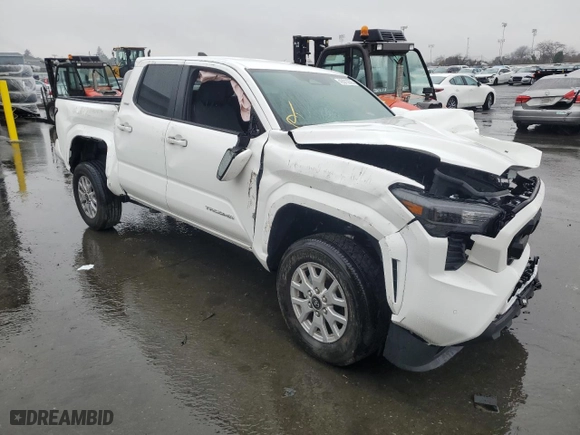 2024 Toyota Tacoma 4WD SR5 with VIN 3TYLB5JN9RT004528, listed as a Copart auction lot 43813625 with 11,414 mi miles and Salvage Title. Bid and sale history available at carsss.com. Image 4.