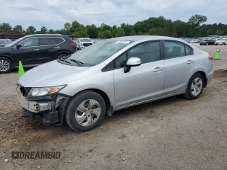 2013 Honda Civic LX z VIN 2HGFB2F55DH565558, wystawiony jako Copart lot #57081875 z przebiegiem 253 663 mil mil oraz Szkoda całkowita • Salvage title. Historia ofert i sprzedaży dostępna na DreamBid. Obrazek 1.