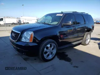 2009 GMC Yukon SLT w/4SB with VIN 1GKFK33059R106202, listed as a Copart auction lot 46700985 with 156,709 mi miles and Salvage Title. Bid and sale history available at carsss.com. Image 1.