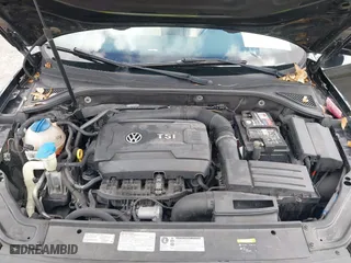 2016 Volkswagen Passat 1.8T SE w/Technology with VIN 1VWBS7A35GC047180, listed as a IAAI auction lot 41650618 with 42,491 mi miles. Bid and sale history available at carsss.com. Image 10.