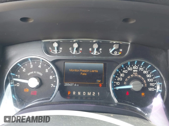 2011 Ford F-150 XLT with VIN 1FTFW1CT5BFC17998, listed as a IAAI auction lot 41968678 with 255,437 mi miles. Bid and sale history available at carsss.com. Image 7.