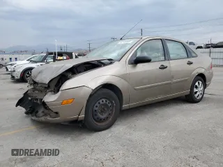 2005 Ford Focus S with VIN 1FAFP34N55W105530, listed as a Copart auction lot 59186695 with 136,204 mi miles and Salvage title. Bid and sale history available at DreamBid. Image 1.