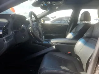 2018 Lexus LS 500 z VIN JTHB51FF1J5004928, wystawiony jako Copart lot #49012143 z przebiegiem Nie podano mil oraz . Historia ofert i sprzedaży dostępna na DreamBid. Obrazek 7.