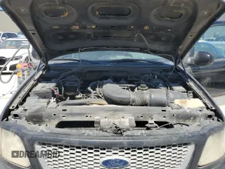 2000 Ford F-150 XL with VIN 1FTRX17L1YKA97900, listed as a Copart auction lot 48758555 with 220,834 mi miles and Clean Title. Bid and sale history available at carsss.com. Image 11.