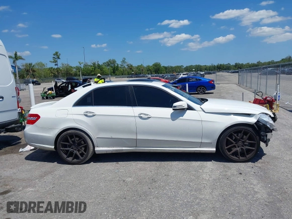2013 Mercedes-Benz E 350 Luxury with VIN WDDHF5KB9DA736261, listed as a IAAI auction lot 42046251 with 206,787 mi miles and . Bid and sale history available at DreamBid. Image 13.