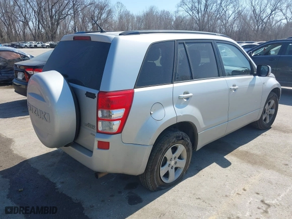 2007 Suzuki Grand Vitara XSport w/Snrf with VIN JS3TD944474204081, listed as a IAAI auction lot 41777788 with 109,963 mi miles. Bid and sale history available at carsss.com. Image 4.