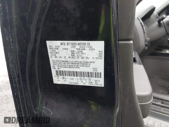 2008 Ford Escape Limited z VIN 1FMCU94138KA71570, wystawiony jako IAAI lot #42652436 z przebiegiem 135 542 mil mil oraz . Historia ofert i sprzedaży dostępna na DreamBid. Obrazek 9.