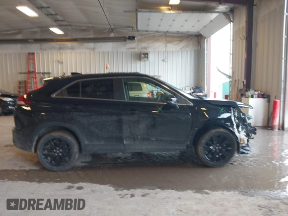 2024 Mitsubishi Eclipse Cross LE z VIN JA4ATVAA2RZ013156, wystawiony jako IAAI lot #41723043 z przebiegiem 21 840 mil mil oraz . Historia ofert i sprzedaży dostępna na DreamBid. Obrazek 13.