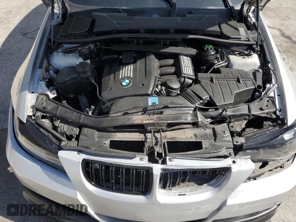 2008 BMW 3 Series 328i with VIN WBAVA37508NL53940, listed as a Copart auction lot 60837095 with 159,811 mi miles and Salvage title. Bid and sale history available at DreamBid. Image 11.