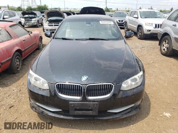 2012 BMW 3 Series 328i z VIN WBADW3C5XCE823421, wystawiony jako Copart lot #71352964 z przebiegiem 82 388 mil mil oraz Nie do naprawy • Non repairable. Historia ofert i sprzedaży dostępna na DreamBid. Obrazek 5.