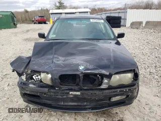 2001 BMW 3 Series 325i with VIN WBAAV334X1EE77884, listed as a Copart auction lot 52754205 with 0 mi miles and Clean Title. Bid and sale history available at carsss.com. Image 5.