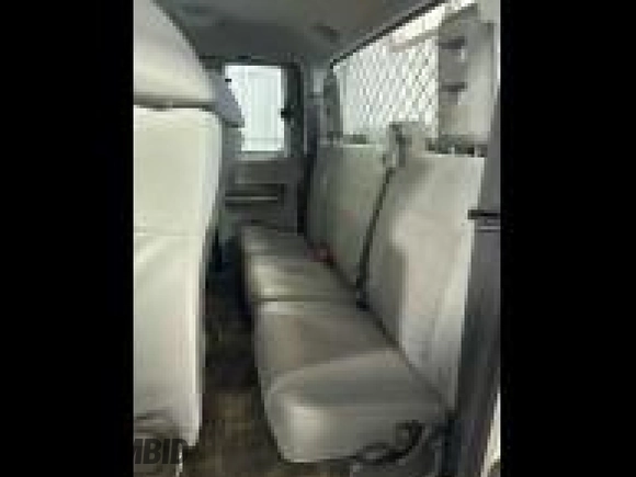 2016 Ford F-250 XLT with VIN 1FT7X2B66GEB45015, listed as a IAAI auction lot 42620033 with 190,168 mi miles and . Bid and sale history available at DreamBid. Image 4.