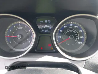 2014 Hyundai Elantra z VIN KMHDH6AH3EU026718, wystawiony jako IAAI lot #41721610 z przebiegiem 109 338 mil mil oraz . Historia ofert i sprzedaży dostępna na DreamBid. Obrazek 7.