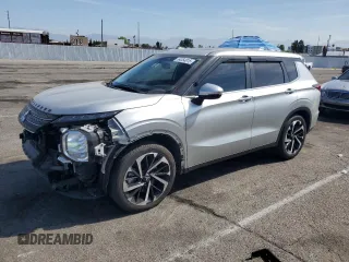 2023 Mitsubishi Outlander SE z VIN JA4J3UA83PZ061950, wystawiony jako Copart lot #54054815 z przebiegiem 31 763 mil mil oraz Szkoda całkowita • Salvage title. Historia ofert i sprzedaży dostępna na DreamBid. Obrazek 1.
