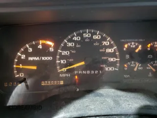 1995 Chevrolet Silverado 1500 with VIN 2GCEK19K9S1268403, listed as a Copart auction lot 50786135 with 1,750,906 mi miles and Clean Title. Bid and sale history available at DreamBid. Image 9.