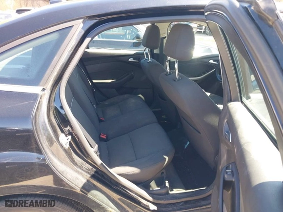 2012 Ford Focus SEL with VIN 1FAHP3H20CL269601, listed as a IAAI auction lot 42007095 with 146,634 mi miles. Bid and sale history available at carsss.com. Image 8.