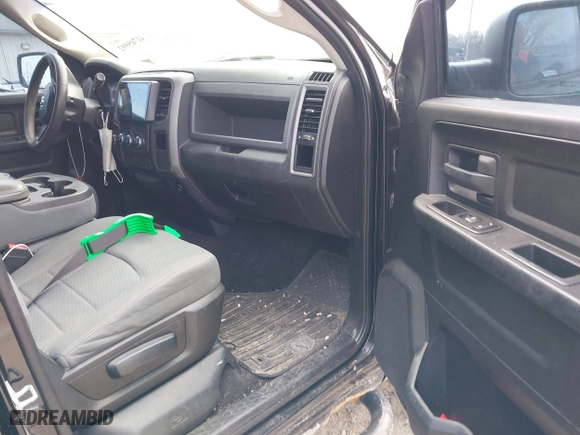 2013 Ram 1500 Tradesman with VIN 1C6RR7FT2DS720408, listed as a IAAI auction lot 41705992 with 228,310 mi miles. Bid and sale history available at carsss.com. Image 5.