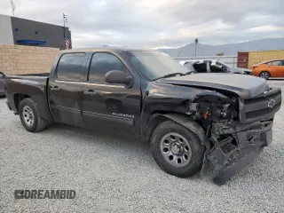 2010 Chevrolet Silverado 1500 LT with VIN 3GCRCSEA9AG182838, listed as a Copart auction lot 84895874 with 120,818 mi miles and Salvage Title. Bid and sale history available at DreamBid. Image 4.