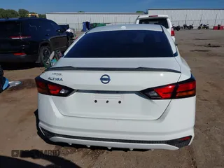 2020 Nissan Altima S with VIN 1N4BL4BV8LC174830, listed as a IAAI auction lot 40313313 with 83,686 mi miles and . Bid and sale history available at carsss.com. Image 17.