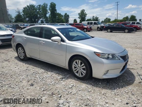 2014 Lexus ES 330 with VIN JTHBK1GG6E2114025, listed as a Copart auction lot 62320145 with Not provided miles and Clean title. Bid and sale history available at DreamBid. Image 4.