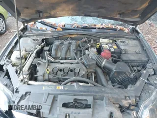 2011 Ford Fusion SEL with VIN 3FAHP0CG3BR109214, listed as a IAAI auction lot 40759895 with 160,343 mi miles. Bid and sale history available at carsss.com. Image 10.