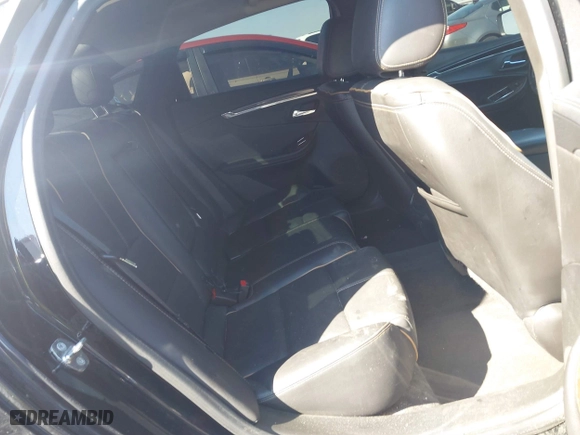 2015 Chevrolet Impala LTZ with VIN 2G1165S31F9220567, listed as a IAAI auction lot 41653330 with 211,891 mi miles. Bid and sale history available at carsss.com. Image 8.