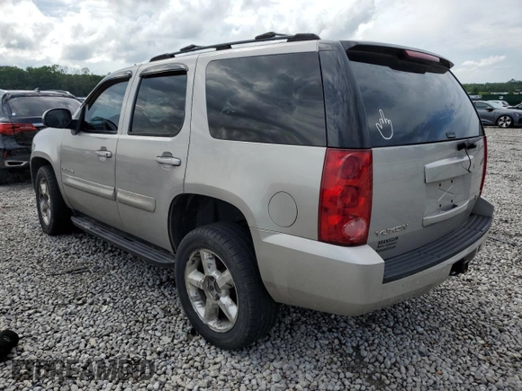 2007 GMC Yukon SLE w/3SA with VIN 1GKFC13C77J256366, listed as a Copart auction lot 72216464 with 197,660 mi miles and Salvage Title. Bid and sale history available at carsss.com. Image 2.