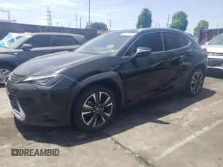 2021 Lexus UX 200 with VIN JTHX3JBH1M2043284, listed as a Copart auction lot 58243795 with 63,284 mi miles and Salvage title. Bid and sale history available at DreamBid. Image 1.