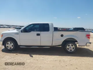 2013 Ford F-150 XL z VIN 1FTEX1CM4DFC79980, wystawiony jako IAAI lot #41882064 z przebiegiem 62 304 mil mil oraz . Historia ofert i sprzedaży dostępna na DreamBid. Obrazek 14.