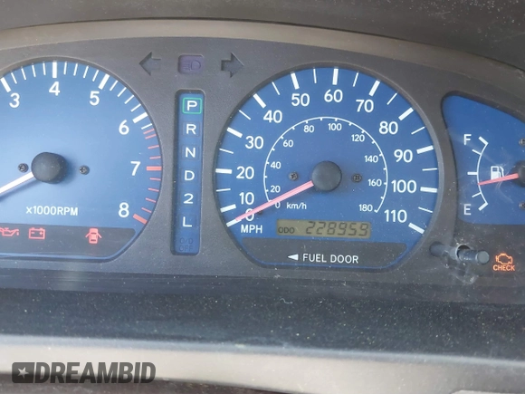 2001 Toyota Sienna LE with VIN 4T3ZF13CX1U372072, listed as a IAAI auction lot 41889291 with 228,959 mi miles. Bid and sale history available at carsss.com. Image 7.