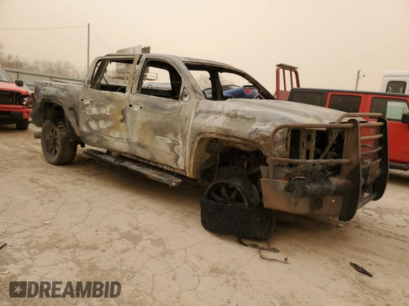 2015 GMC Sierra 2500HD Denali with VIN 1GT120E8XFF185600, listed as a Copart auction lot 49123735 with Not provided miles and Non repairable. Bid and sale history available at DreamBid. Image 4.