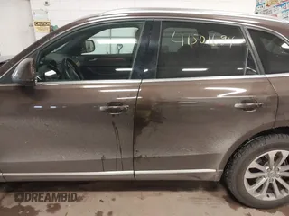 2014 Audi Q5 Premium z VIN WA1CFAFP1EA058507, wystawiony jako IAAI lot #41501694 z przebiegiem 114 181 mil mil oraz . Historia ofert i sprzedaży dostępna na DreamBid. Obrazek 14.