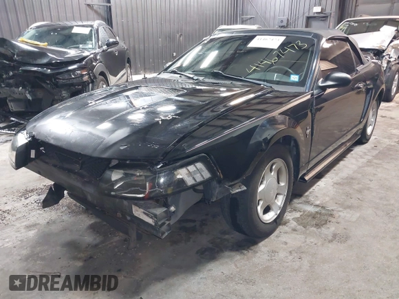 2000 Ford Mustang with VIN 1FAFP4448YF214730, listed as a IAAI auction lot 41467473 with 114,910 mi miles. Bid and sale history available at carsss.com. Image 18.