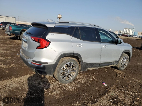 2020 GMC Terrain SLT z VIN 3GKALPEX6LL123243, wystawiony jako Copart lot #49702705 z przebiegiem 44 499 mil mil oraz Szkoda całkowita • Salvage title. Historia ofert i sprzedaży dostępna na DreamBid. Obrazek 3.