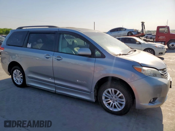 2011 Toyota Sienna XLE AAS with VIN 5TDYK3DCXBS104773, listed as a Copart auction lot 53211275 with 0 mi miles and Clean Title. Bid and sale history available at carsss.com. Image 4.