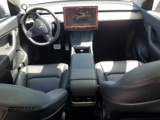 2022 Tesla Model Y Performance with VIN 7SAYGDEF8NF492954, listed as a Copart auction lot 61419965 with 24,885 mi miles and Salvage title. Bid and sale history available at DreamBid. Image 8.