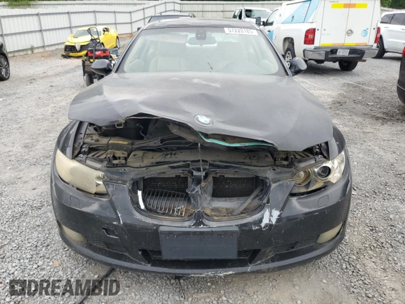 2007 BMW 3 Series 328i z VIN WBAWB33587PV70159, wystawiony jako Copart lot #57220185 z przebiegiem Nie podano mil oraz Szkoda całkowita • Salvage title. Historia ofert i sprzedaży dostępna na DreamBid. Obrazek 5.