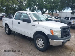2014 Ford F-150 XL with VIN 1FTFX1EF2EKD41100, listed as a IAAI auction lot 42506812 with 153,255 mi miles and . Bid and sale history available at DreamBid. Image 1.