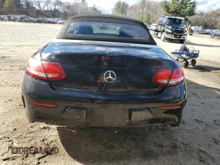 2017 Mercedes-Benz C 43 AMG z VIN WDDWK6EB4HF578022, wystawiony jako Copart lot #80245864 z przebiegiem 63 194 mil mil oraz Czysty tytuł • Clean title. Historia ofert i sprzedaży dostępna na DreamBid. Obrazek 6.