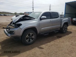 2017 Toyota Tacoma SR5 z VIN 3TMAZ5CN0HM032180, wystawiony jako Copart lot #53211045 z przebiegiem 126 834 mil mil oraz Szkody całkowita. Historia ofert i sprzedaży dostępna na DreamBid. Obrazek 1.