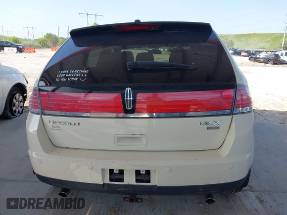 2007 Lincoln MKX with VIN 2LMDU88C77BJ33821, listed as a IAAI auction lot 42682904 with 150,877 mi miles and . Bid and sale history available at DreamBid. Image 17.