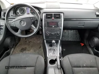 2007 Mercedes-Benz B Electric Drive with VIN WDDFH33X67J149603, listed as a Copart auction lot 88116605 with 227,833 mi miles and Clean Title. Bid and sale history available at DreamBid. Image 8.