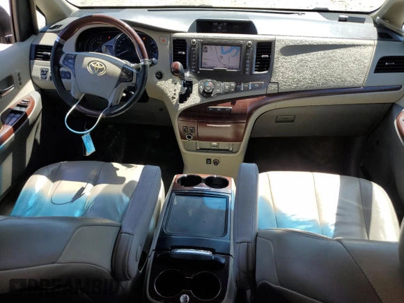 2013 Toyota Sienna XLE with VIN 5TDDK3DC4DS052588, listed as a Copart auction lot 54861335 with 122,966 mi miles and Clean title. Bid and sale history available at DreamBid. Image 8.