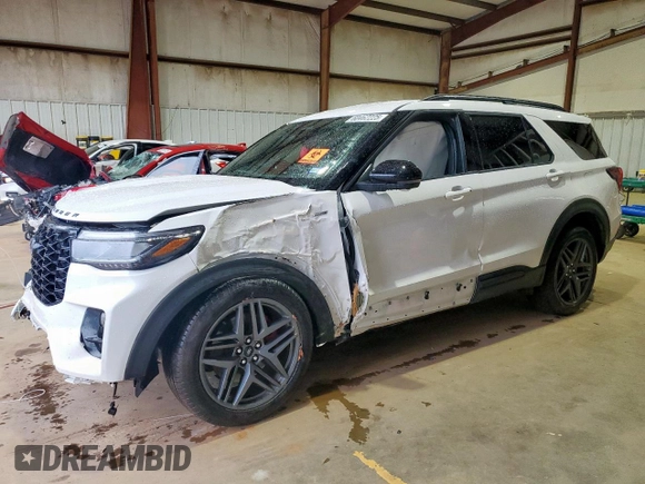 2025 Ford Explorer ST-Line with VIN 1FMUK7KH1SGA98288, listed as a Copart auction lot 60462225 with 10,148 mi miles and Salvage title. Bid and sale history available at DreamBid. Image 1.