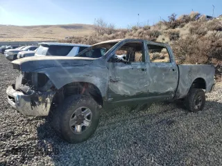 2018 Ram 2500 Tradesman z VIN 3C6UR5CL2JG364807, wystawiony jako Copart lot #88921525 z przebiegiem Nie podano mil oraz Nie do naprawy • Non repairable. Historia ofert i sprzedaży dostępna na DreamBid. Obrazek 1.