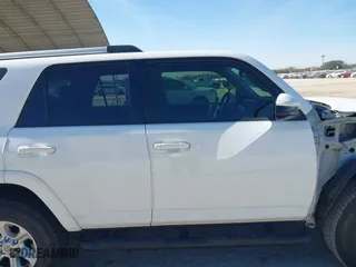 2022 Toyota 4Runner SR5 with VIN JTEEU5JR9N5261301, listed as a IAAI auction lot 41390561 with 36,627 mi miles. Bid and sale history available at carsss.com. Image 14.