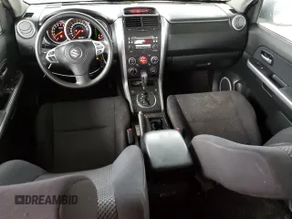 2008 Suzuki Grand Vitara w/Spare & Cargo Covers with VIN JS3TD941384103802, listed as a Copart auction lot 51279335 with 133,102 mi miles and Clean title. Bid and sale history available at DreamBid. Image 8.